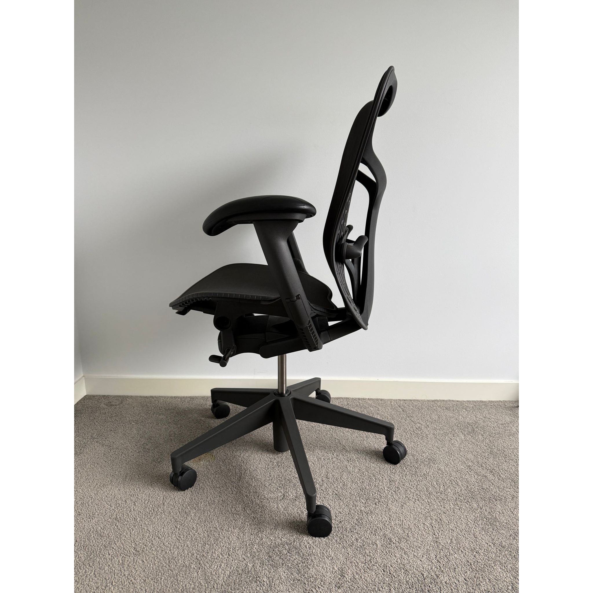 Herman Miller Mirra 2 Butterfly Back Task Chair, Black