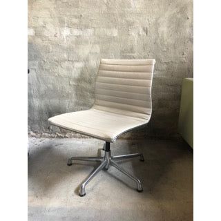 Herman Miller Eames Aluminium Group Side Chair, Low Back, White, On Glides
