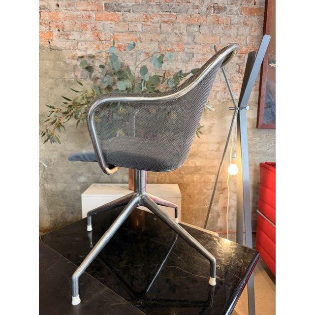 Antonio Citterio Iuta Swivel Chairs for B&B Italia, Grey, Pair - thegoodchairs