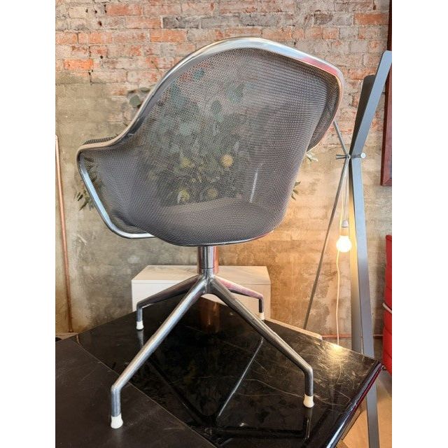 Antonio Citterio Iuta Swivel Chairs for B&B Italia, Grey, Pair - thegoodchairs