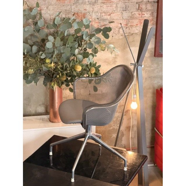 Antonio Citterio Iuta Swivel Chairs for B&B Italia, Grey, Pair - thegoodchairs