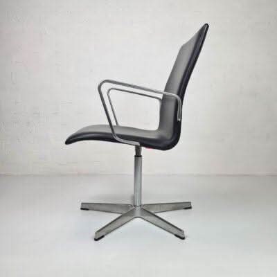 Arne Jacobsen Office Chair - thegoodchairs