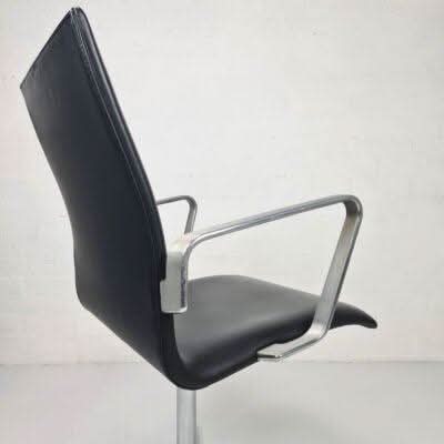 Arne Jacobsen Office Chair - thegoodchairs