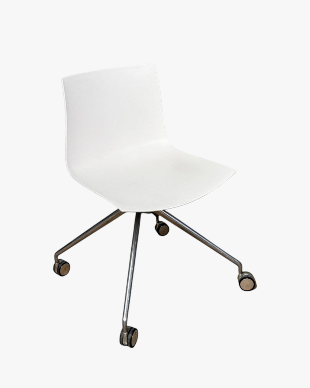 Arper 46 White Office Chair - thegoodchairs