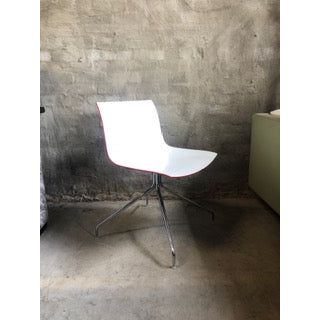 Arper Stylecraft Contrast Swivel Chair, Moulded Shell With Aluminium Swivel Legs - thegoodchairs