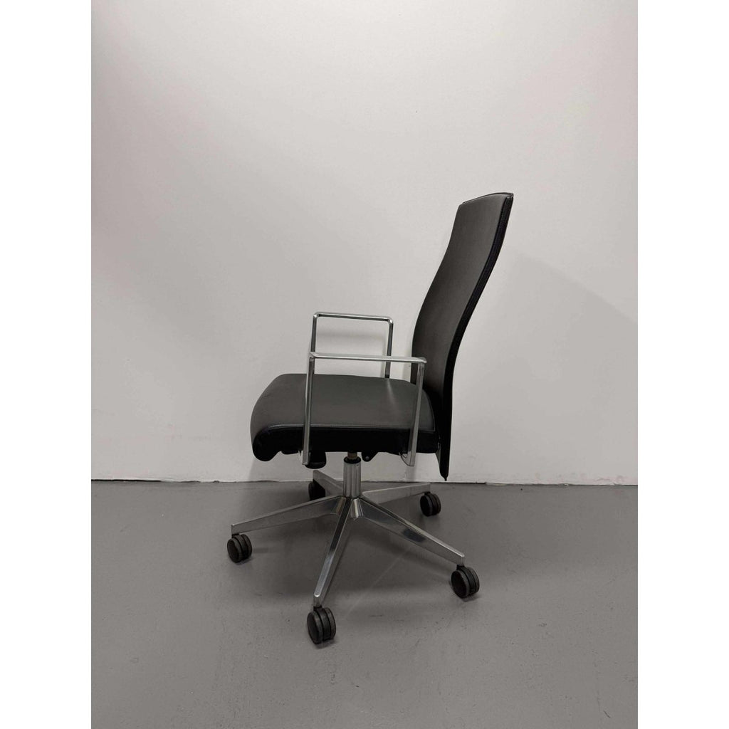 Boardroom Chair, Black Leather & Chrome Base - thegoodchairs