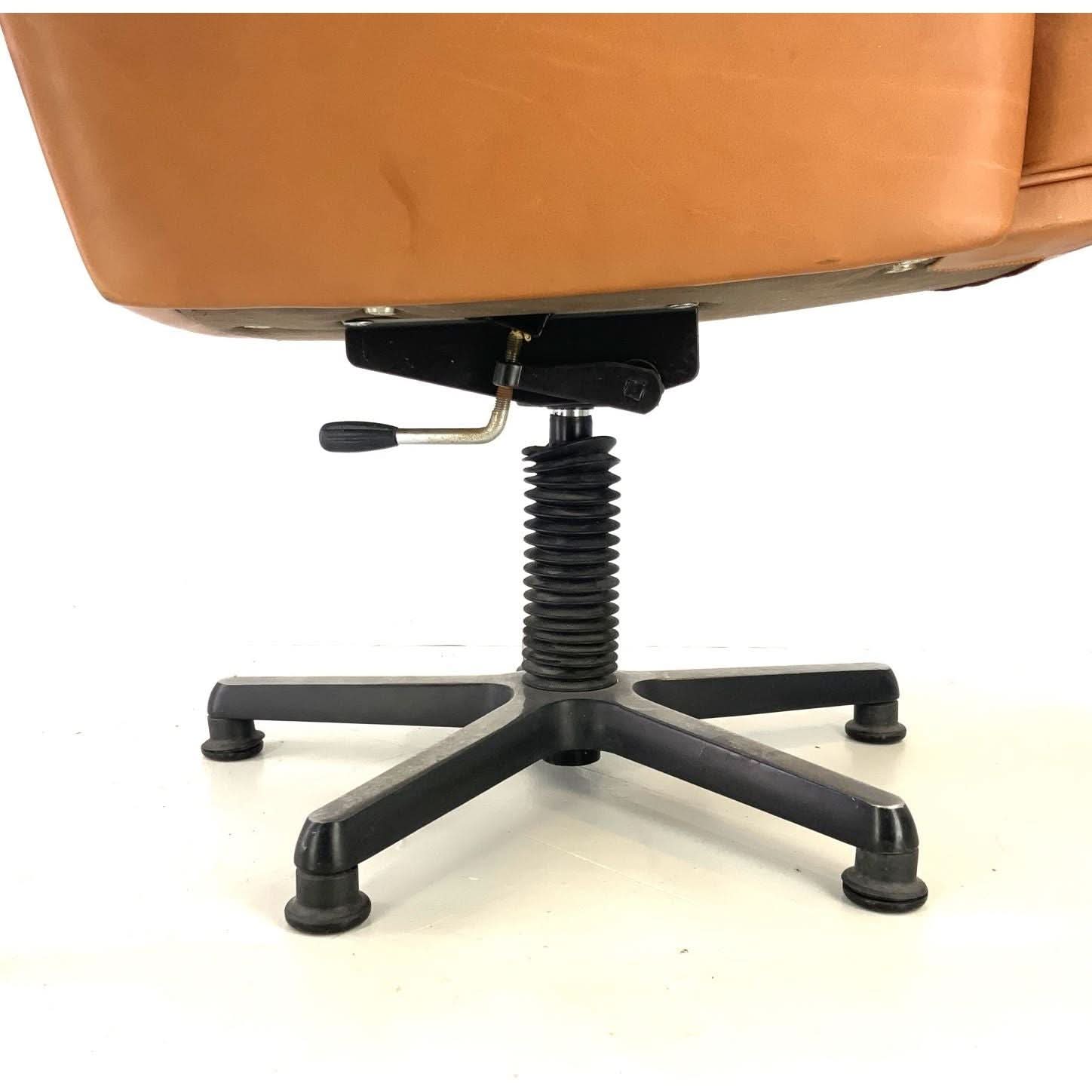 De Sede DS35 31 Executive Office Chair, Tan Leather, Switzerland, 1970s - thegoodchairs