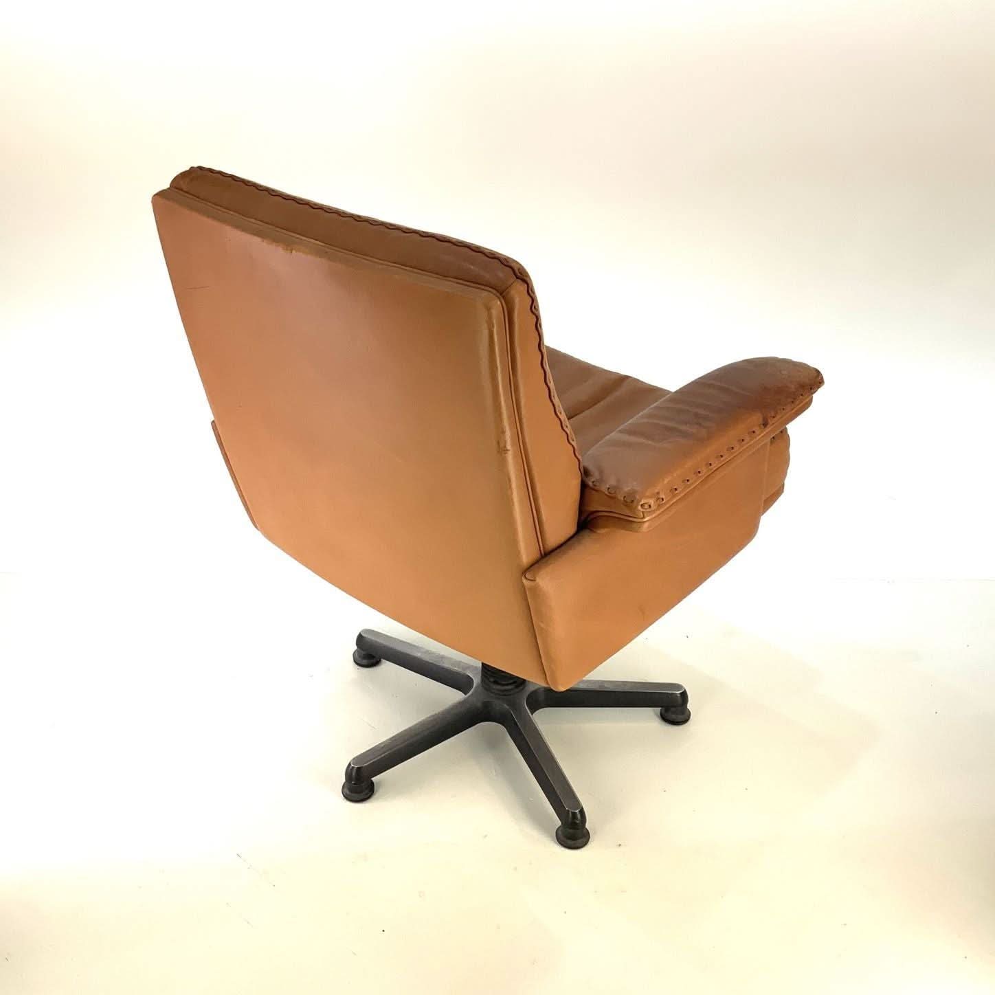 De Sede DS35 31 Executive Office Chair, Tan Leather, Switzerland, 1970s - thegoodchairs