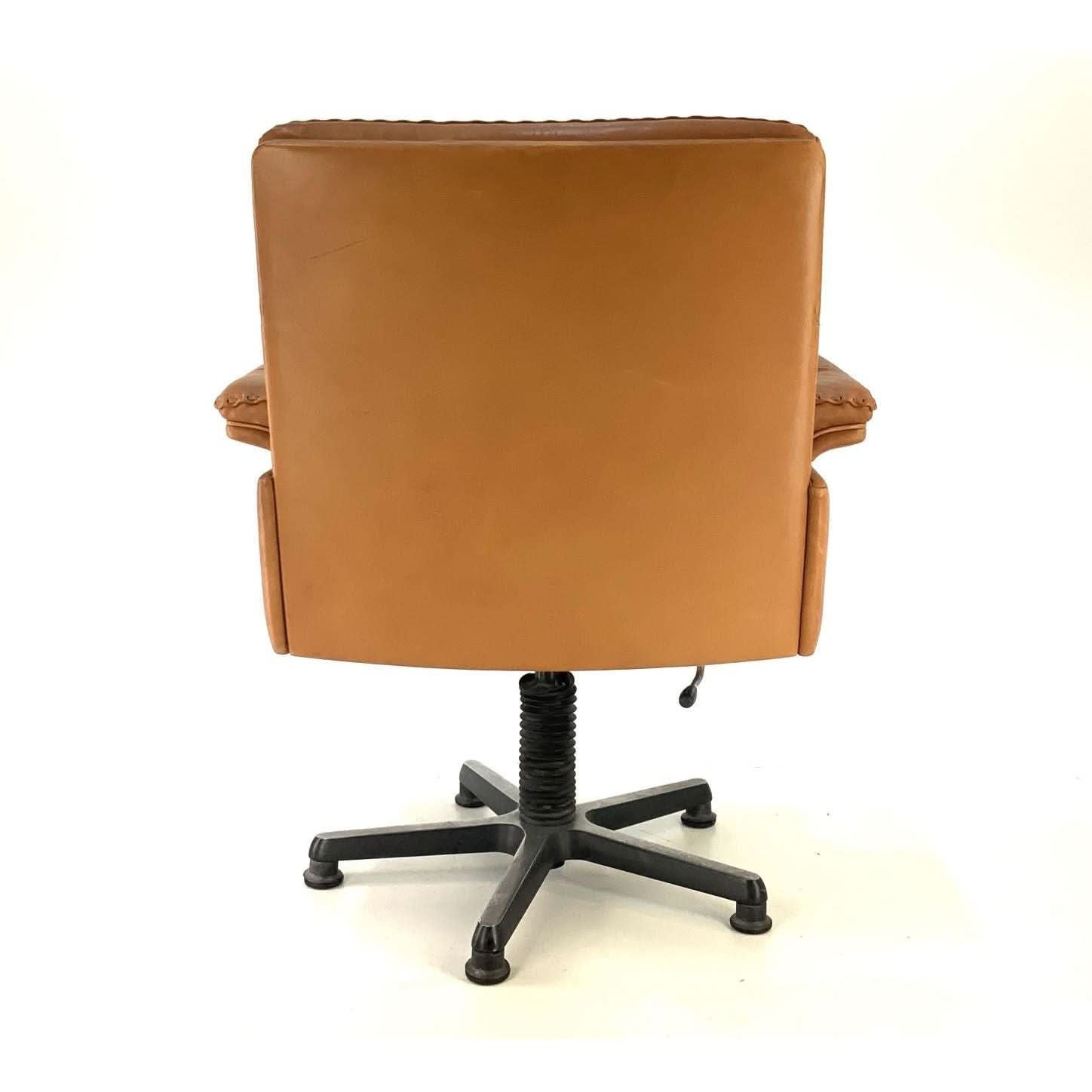 De Sede DS35 31 Executive Office Chair, Tan Leather, Switzerland, 1970s - thegoodchairs