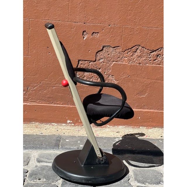Ergoform Workseat by Marek Kmicikiewicz - thegoodchairs