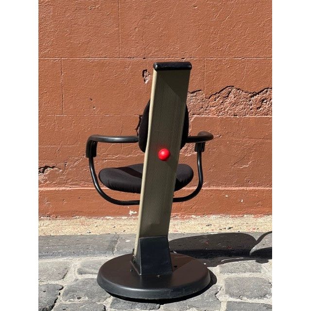 Ergoform Workseat by Marek Kmicikiewicz - thegoodchairs