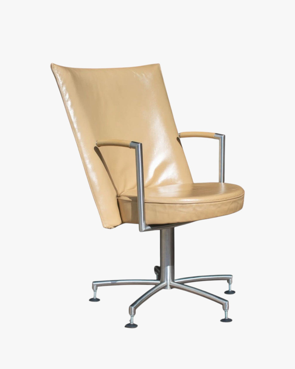 Erik Jørgensen EJ70 “Partner” Swivel Chair by Foersom & Hiort Lorenzen, Butterscotch Leather, Woodmark Australia, c.2001 - thegoodchairs
