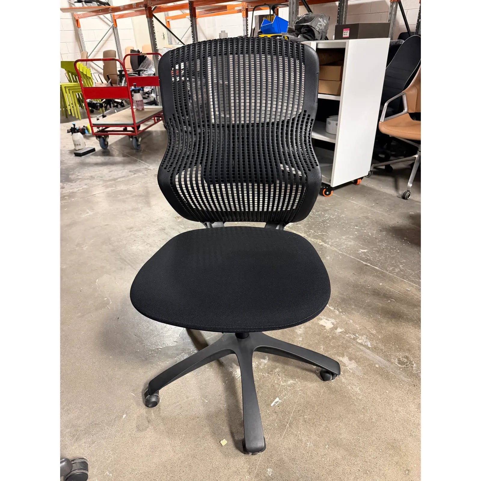 Formway Generation Ergonomic Task Chair, Black - thegoodchairs