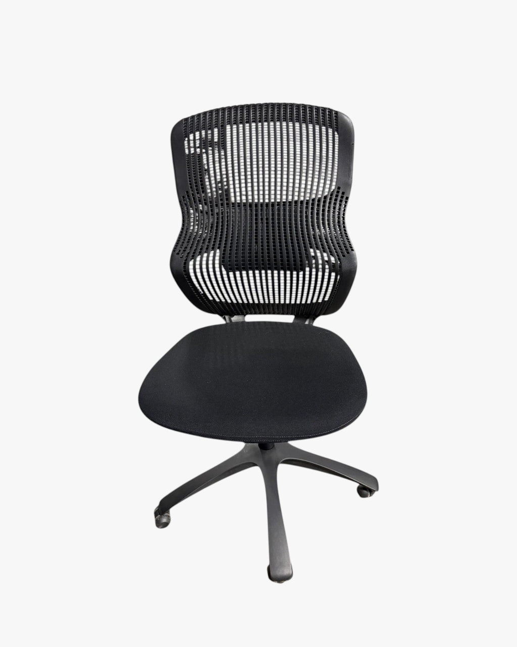 Formway Generation Ergonomic Task Chair, Black - thegoodchairs