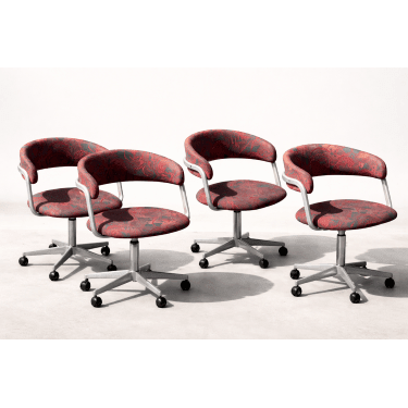 Grant Featherston Original Swivel Chair, Upholstered, Cast Aluminium Five Star Base With Non Rolling Casters - thegoodchairs
