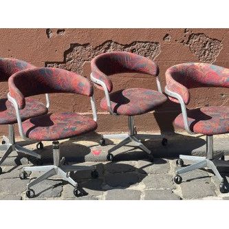 Grant Featherston Original Swivel Chair, Upholstered, Cast Aluminium Five Star Base With Non Rolling Casters - thegoodchairs