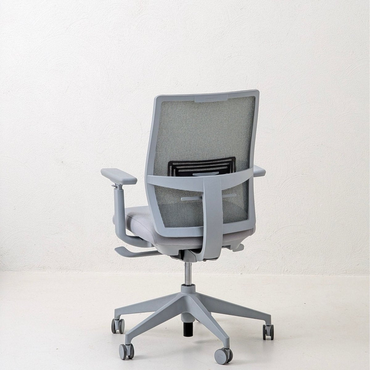 Haworth Aloha - Active Ergonomic Office Chair - thegoodchairs