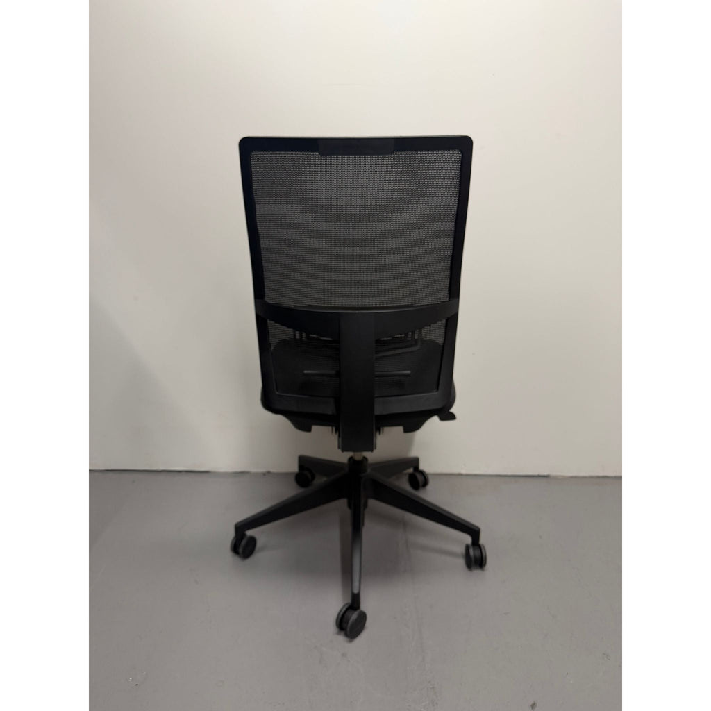 Haworth Aloha - Ergonomic Task Chair - Black - thegoodchairs