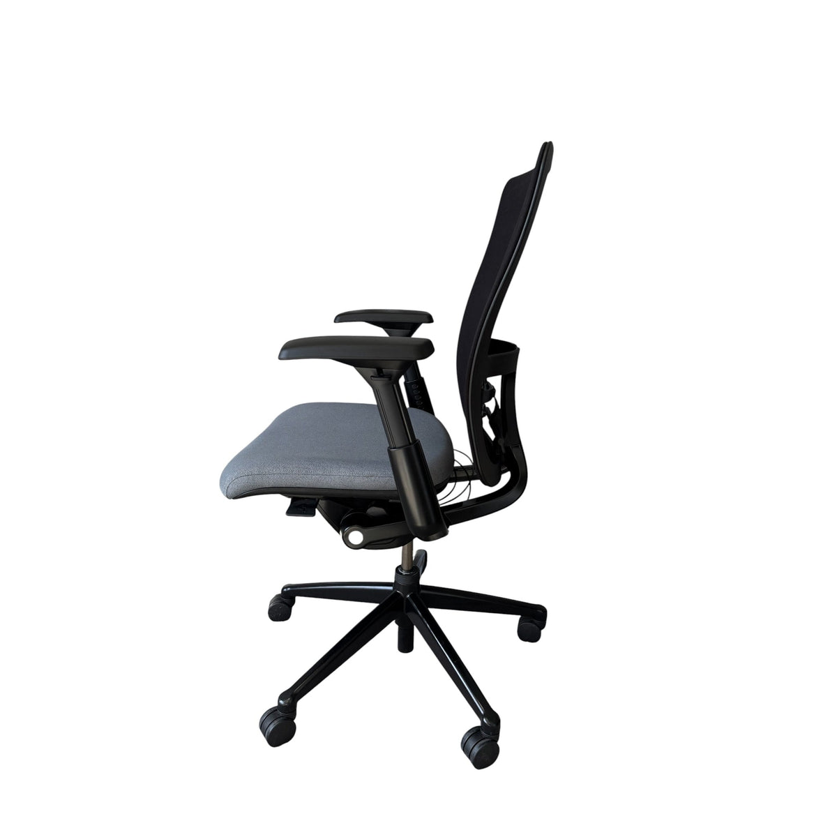 Haworth Zody Ergonomic Office Chair, Black - thegoodchairs