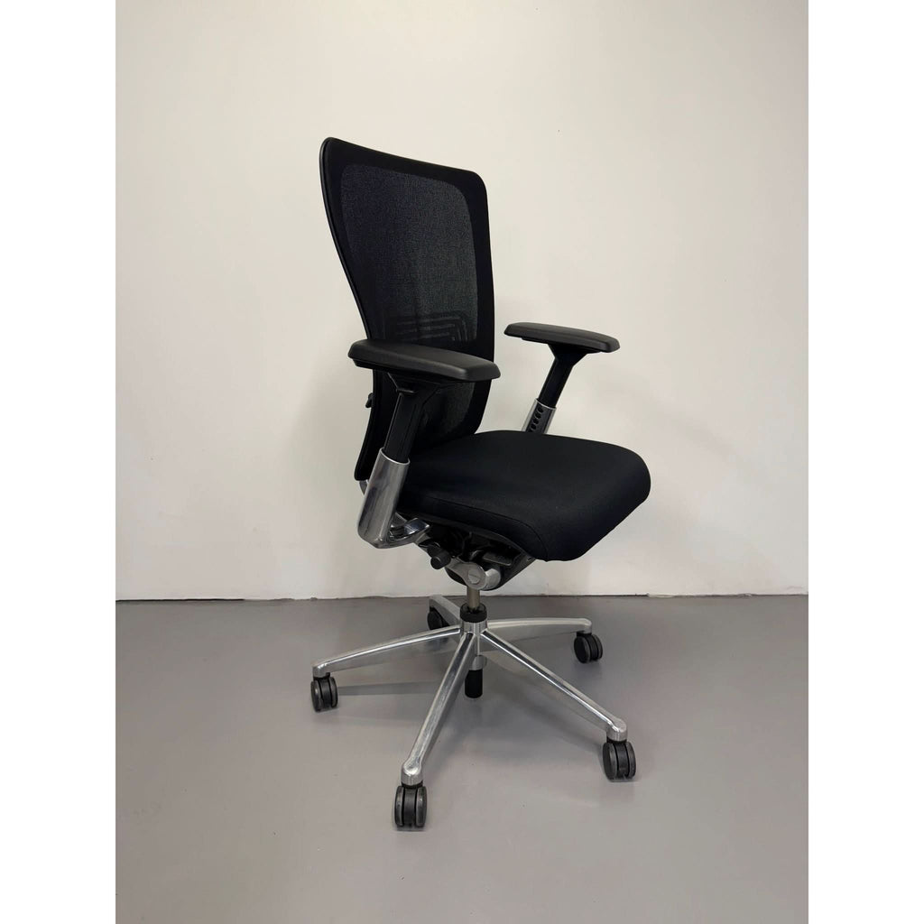 Haworth Zody - Ergonomic Office Chair - with 4d Armrests - thegoodchairs