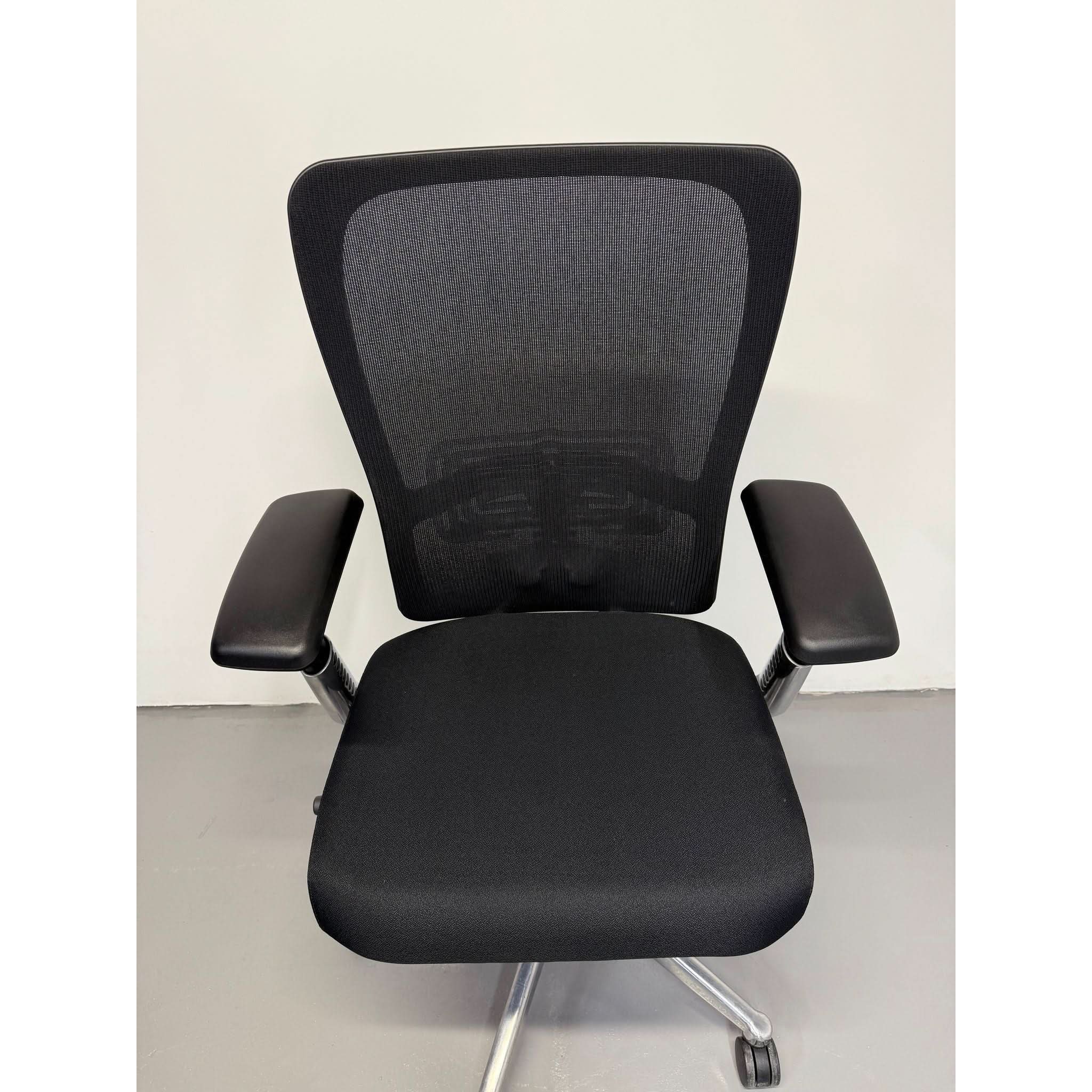 Haworth Zody - Ergonomic Office Chair - with 4d Armrests - thegoodchairs