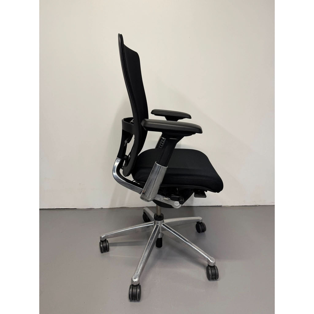 Haworth Zody - Ergonomic Office Chair - with 4d Armrests - thegoodchairs