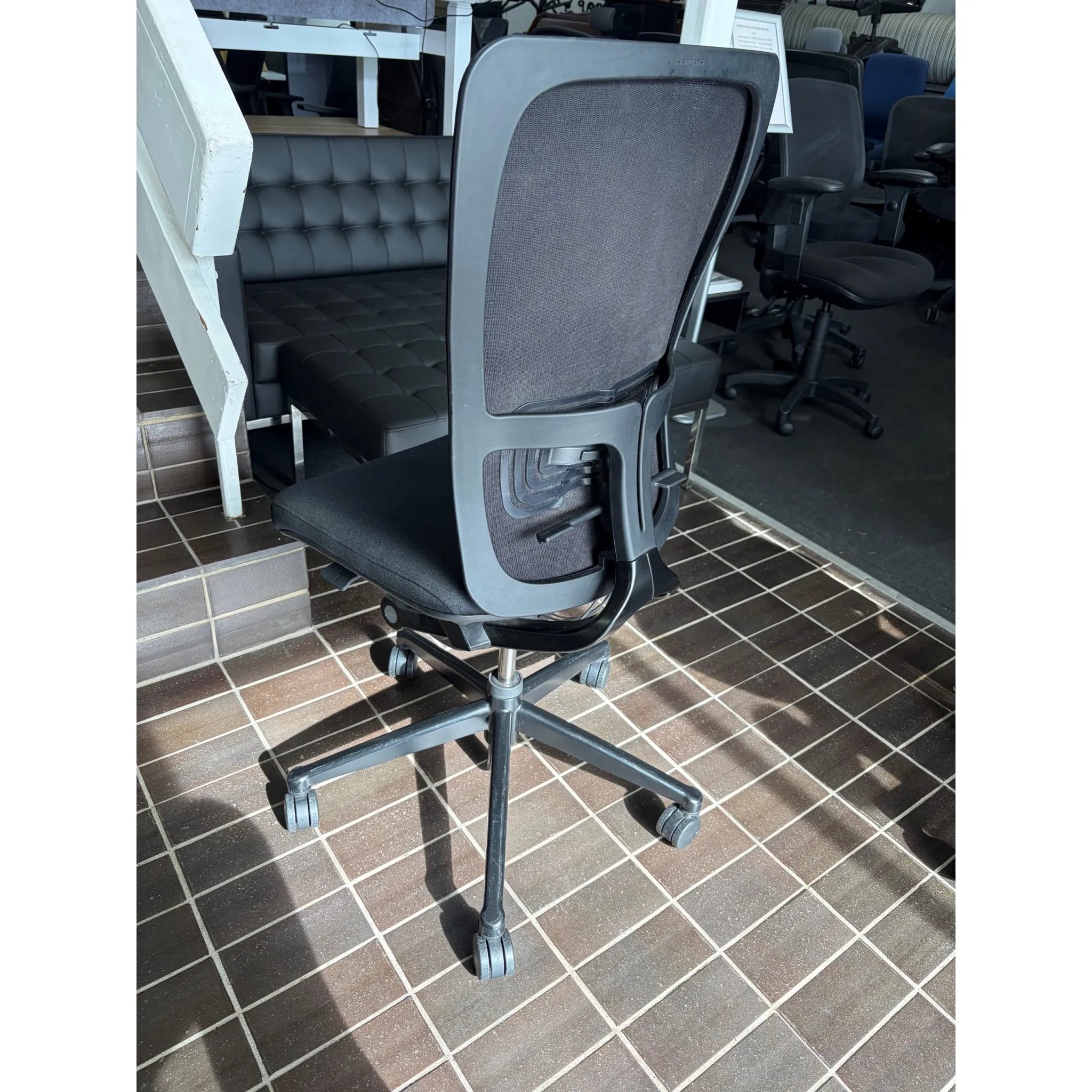 Haworth Zody Ergonomic Task Chair, Black - thegoodchairs
