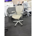 Herman Miller Aeron - Classic Mineral - Size B - thegoodchairs