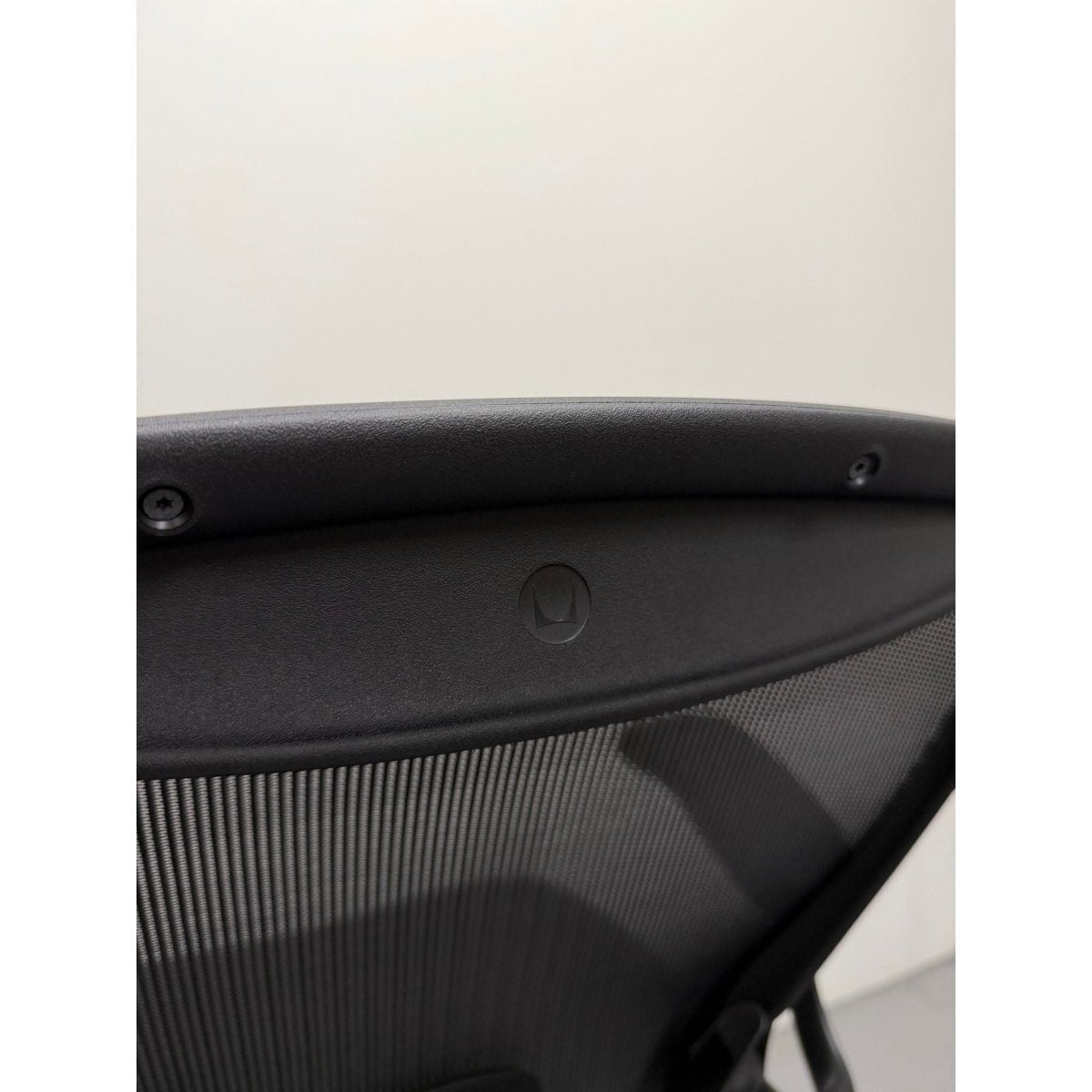 Herman Miller Aeron Remastered - Size C Chair in Onyx - thegoodchairs