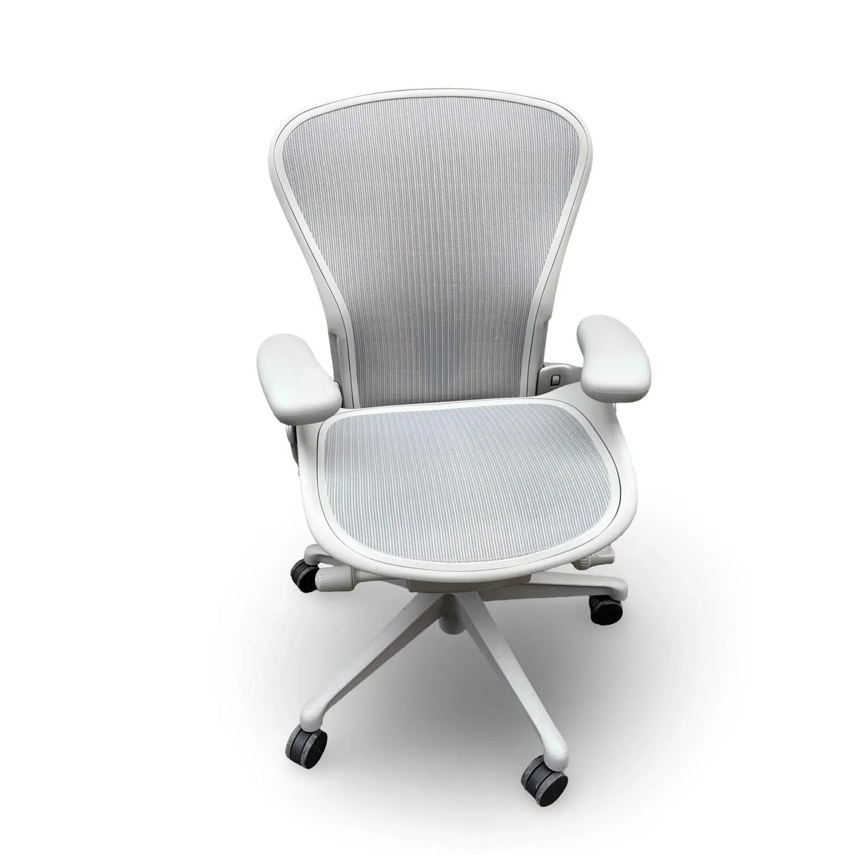 Herman Miller Aeron Remastered Task Chair, Size B, Mineral, Polished Aluminium - thegoodchairs