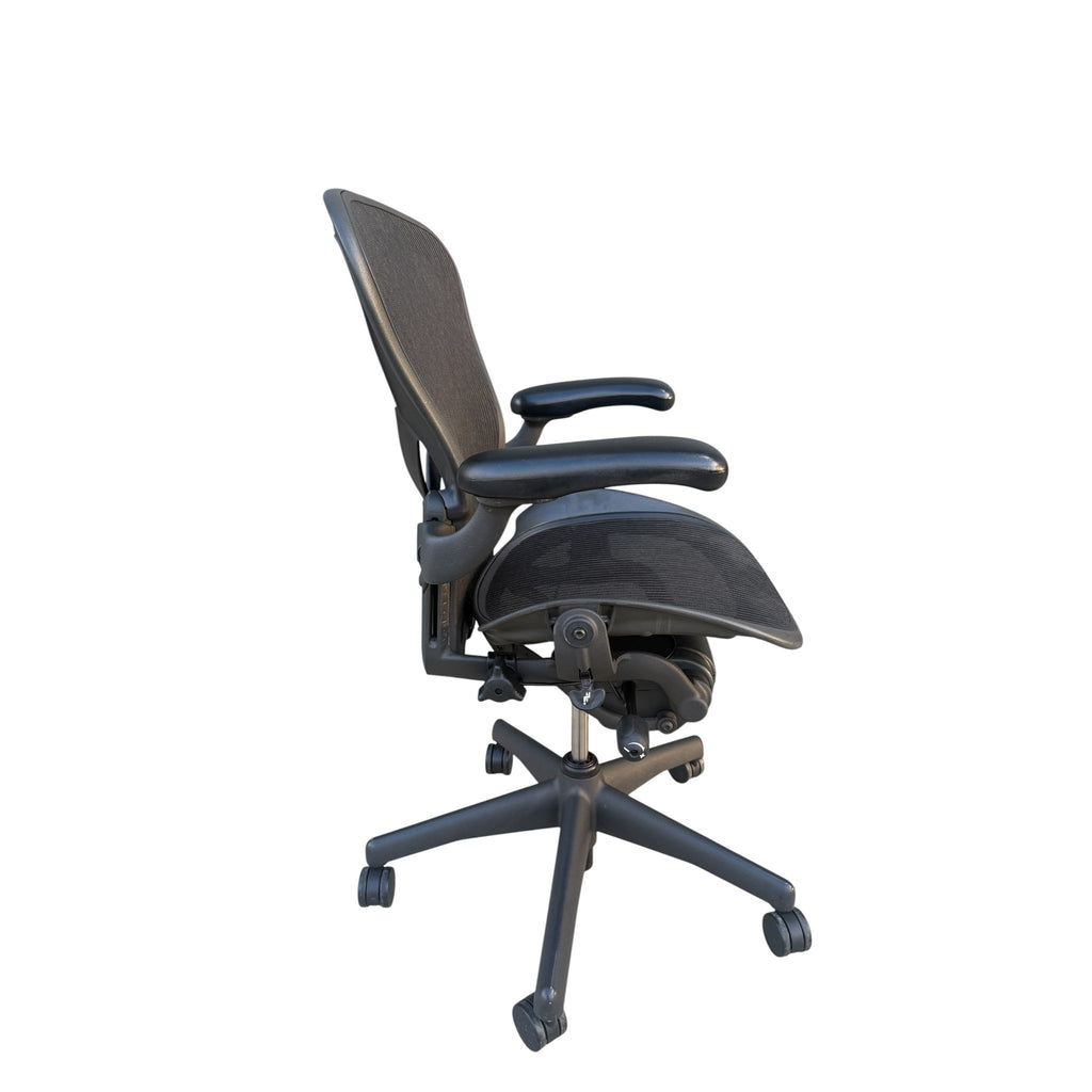 Herman Miller Aeron Task Chair, Black - thegoodchairs