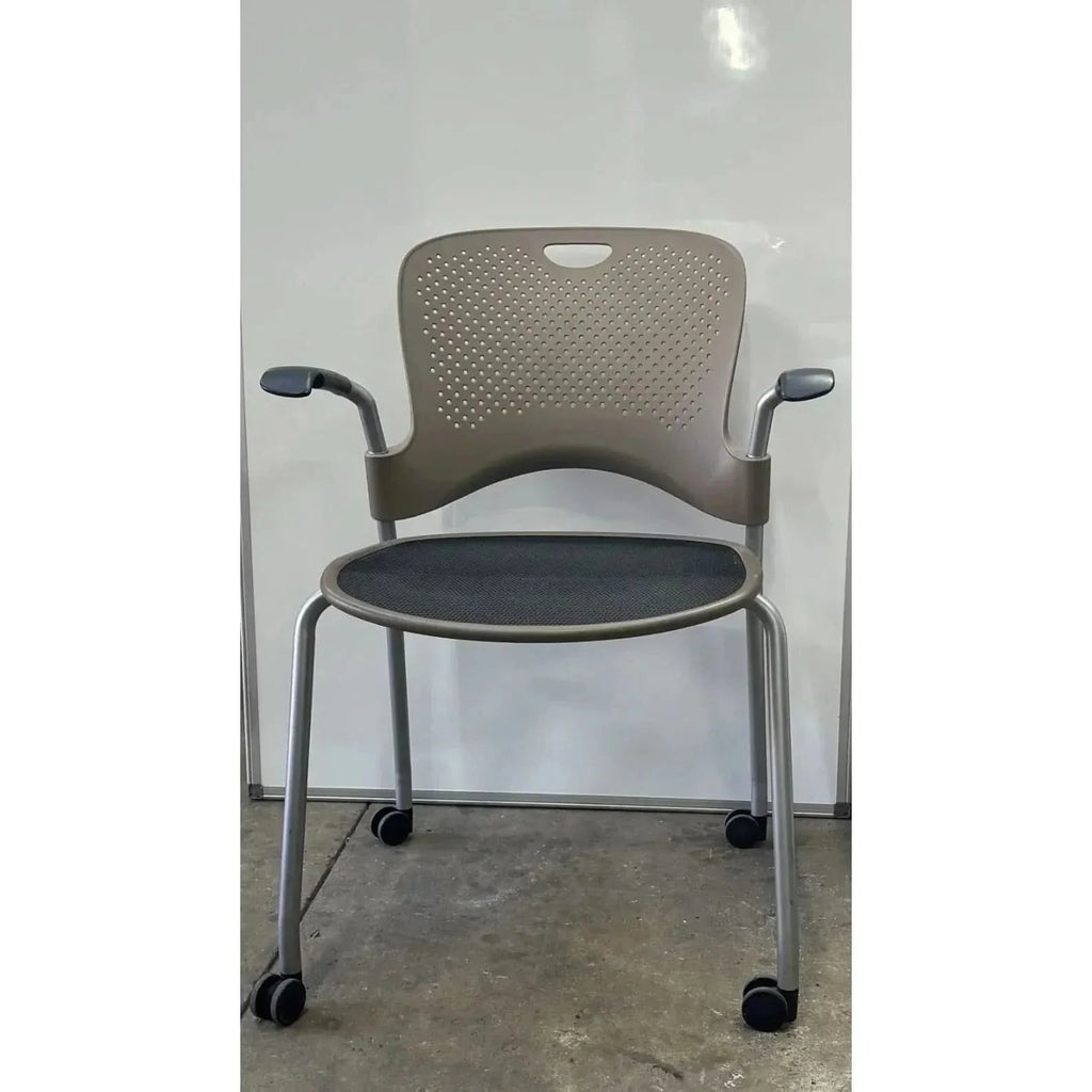 Herman Miller Caper - Meeting Chair - Cappuccino - thegoodchairs