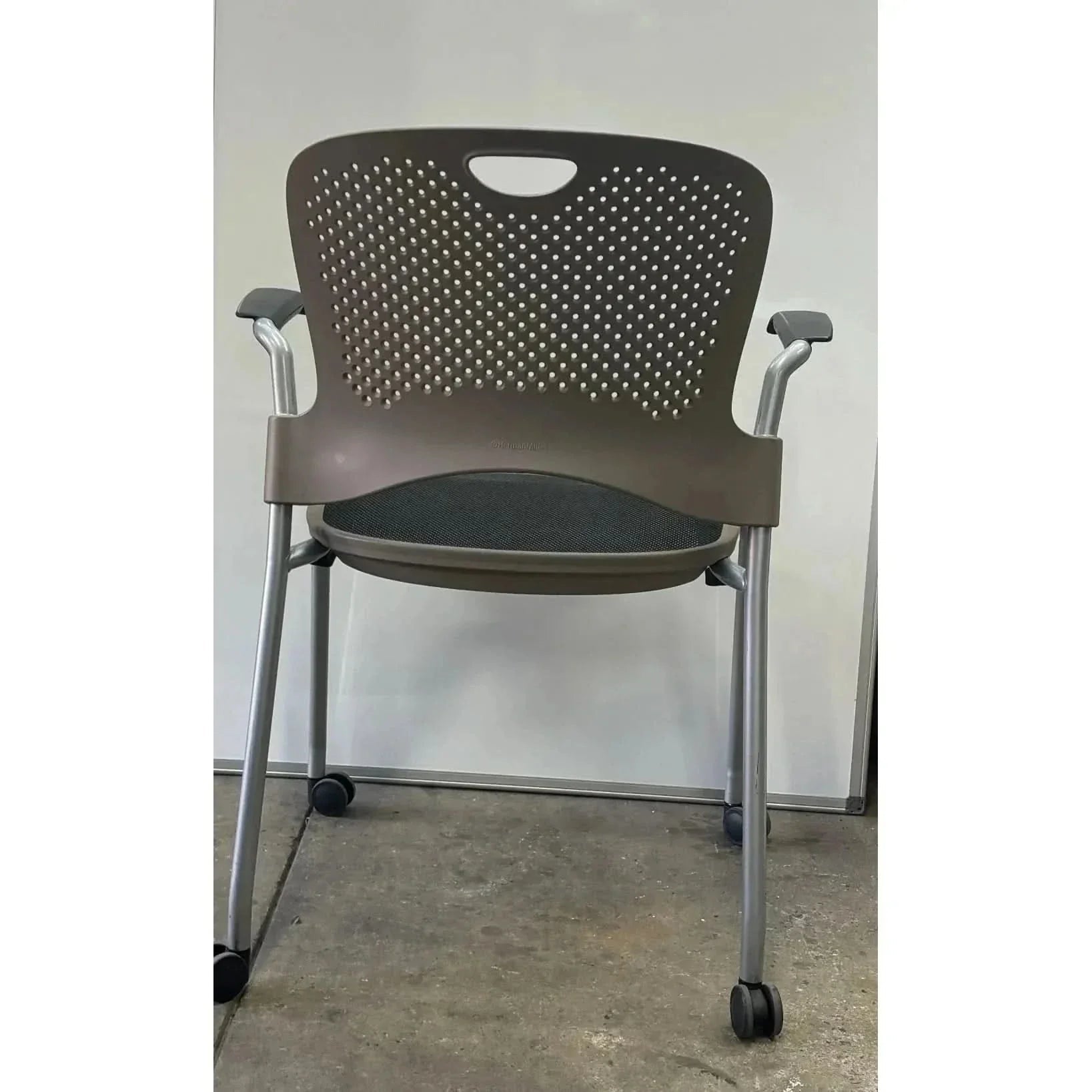 Herman Miller Caper - Meeting Chair - Cappuccino - thegoodchairs