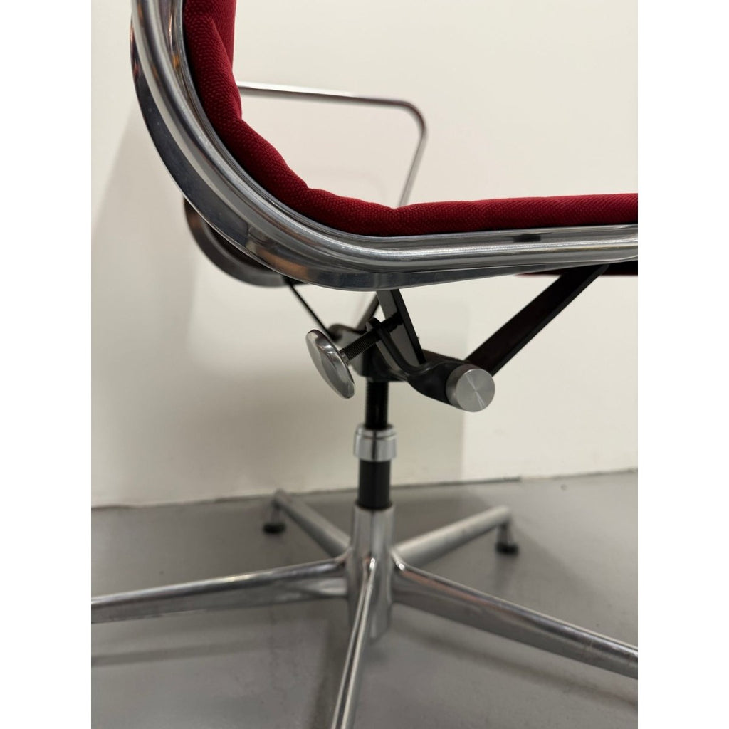 Herman Miller Eames - 50th Anniversary Edition - thegoodchairs