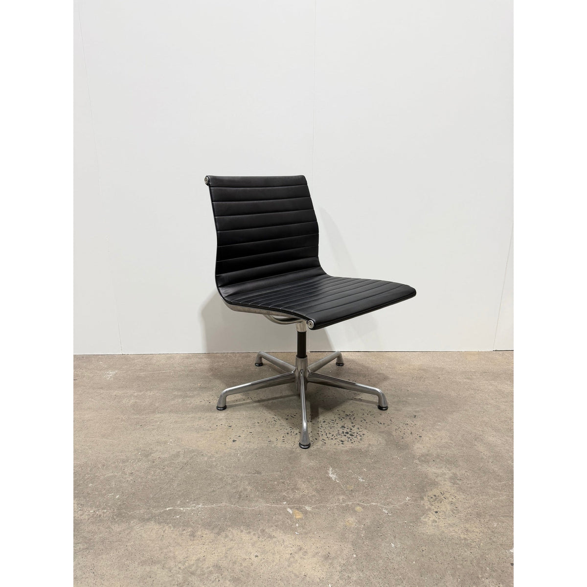 Herman Miller Eames Aluminium Group EA330 Side Chair, Black, Armless - thegoodchairs