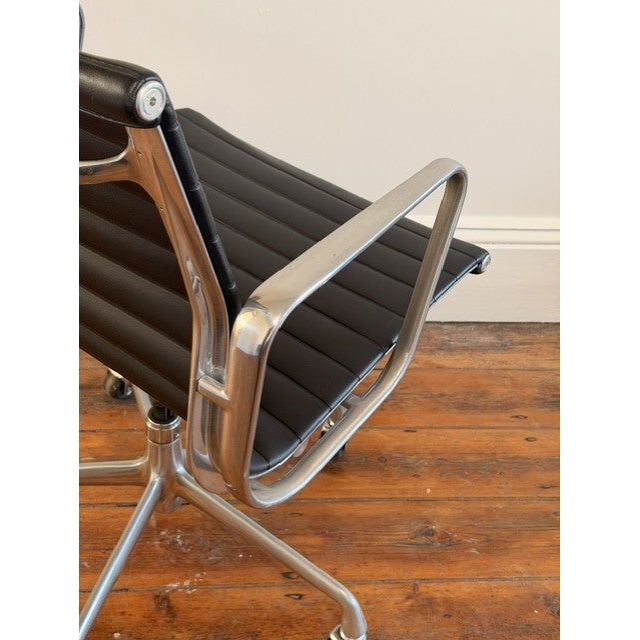 Herman Miller Eames Aluminium Group EA335 Management Chair, Black, Industrial Castors - thegoodchairs