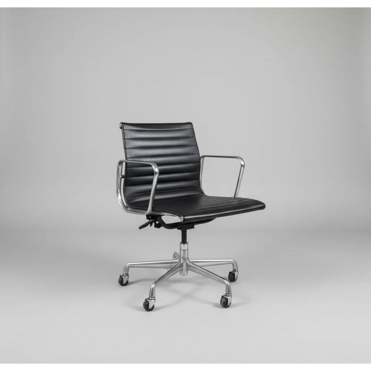 Herman Miller Eames Aluminium Group EA335 Management Chair, Black, Industrial Castors - thegoodchairs