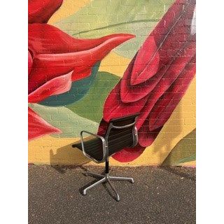 Herman Miller Eames Aluminum Group - Aluminium Chair - thegoodchairs