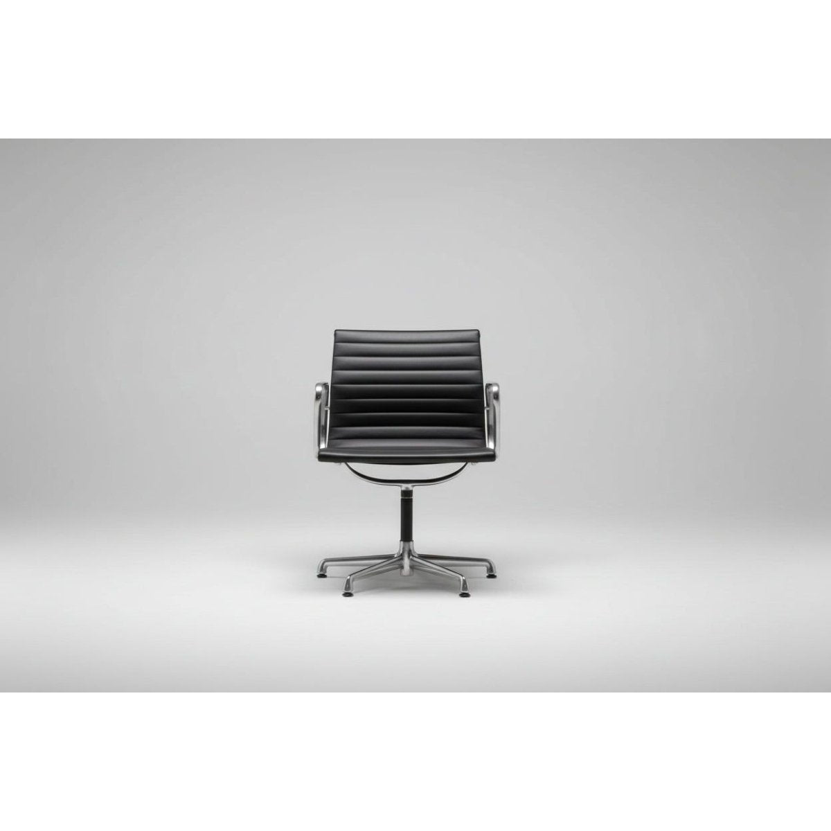 Herman Miller Eames Aluminum Group - Aluminium Chair - thegoodchairs