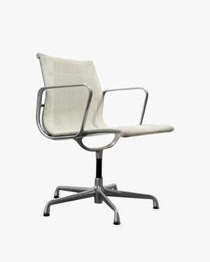 Herman Miller Original Eames Aluminium Group Management Chairs by USA