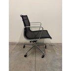 Herman Miller Eames Aluminum Group EA334 - Mesh Chair - Aluminium - thegoodchairs