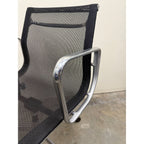 Herman Miller Eames Aluminum Group EA334 - Mesh Chair - Aluminium - thegoodchairs