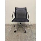 Herman Miller Eames Aluminum Group EA334 - Mesh Chair - Aluminium - thegoodchairs
