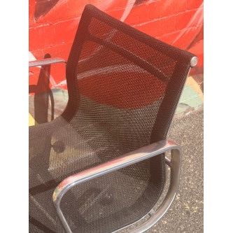 Herman Miller Eames Aluminum Group EA335 - thegoodchairs