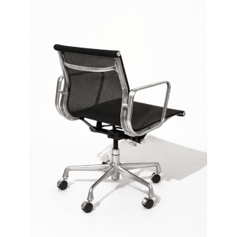 Herman Miller Eames Aluminum Group EA335 - thegoodchairs