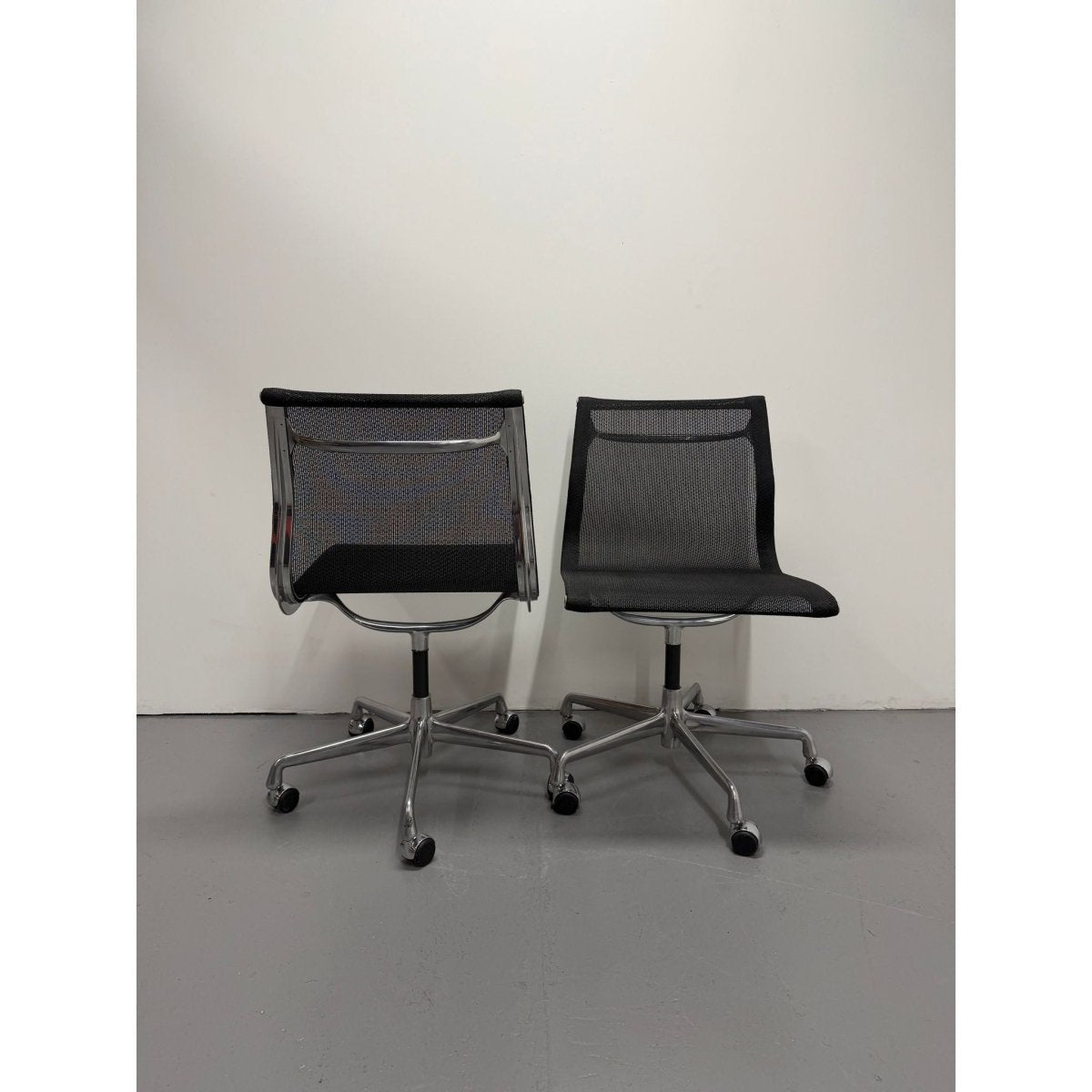 Herman Miller Eames Aluminum Group - Mesh Task Chair - Aluminium - thegoodchairs
