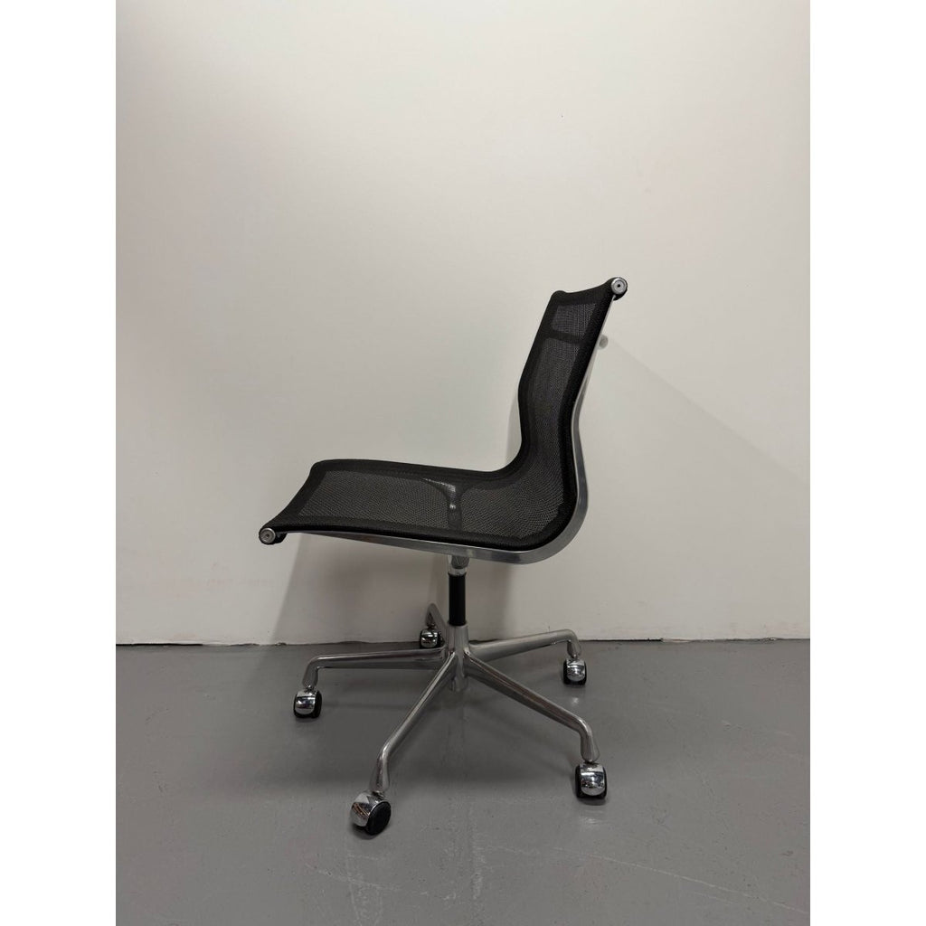 Herman Miller Eames Aluminum Group - Mesh Task Chair - Aluminium - thegoodchairs