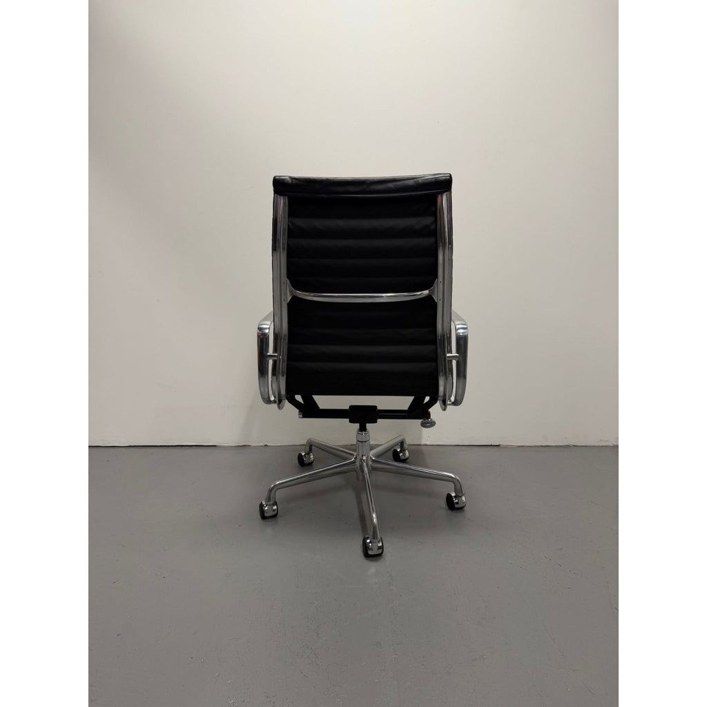 Herman Miller Eames - High Back, Black Leather - thegoodchairs