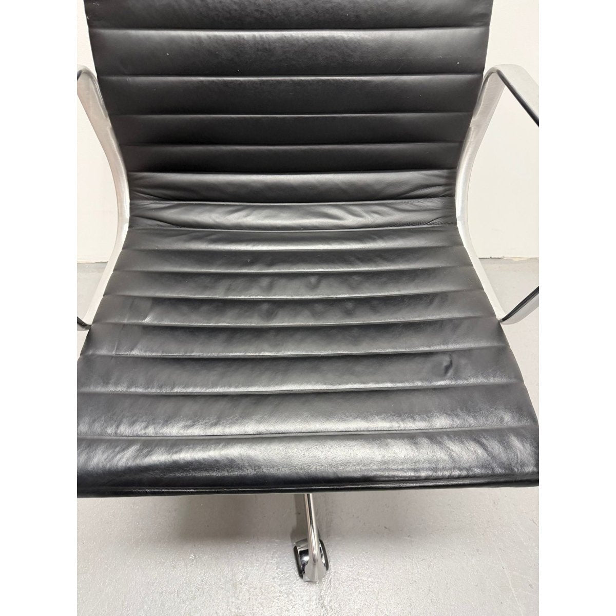 Herman Miller Eames - High Back, Black Leather - thegoodchairs