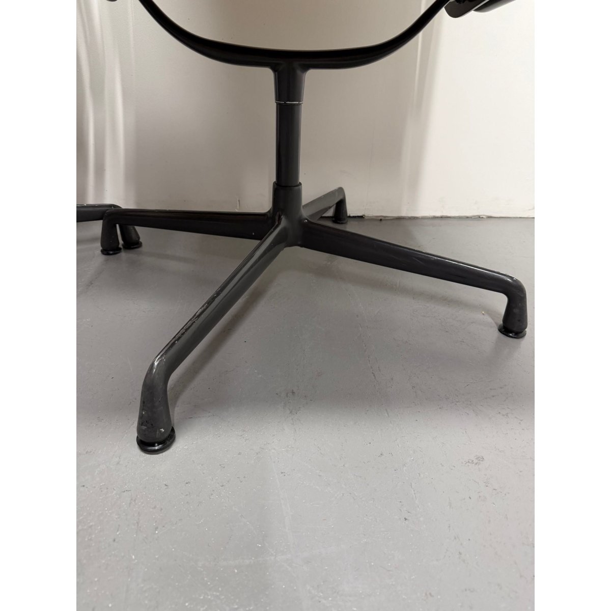 Herman Miller Eames - Low Back, Tan Leather / Black Frame - thegoodchairs
